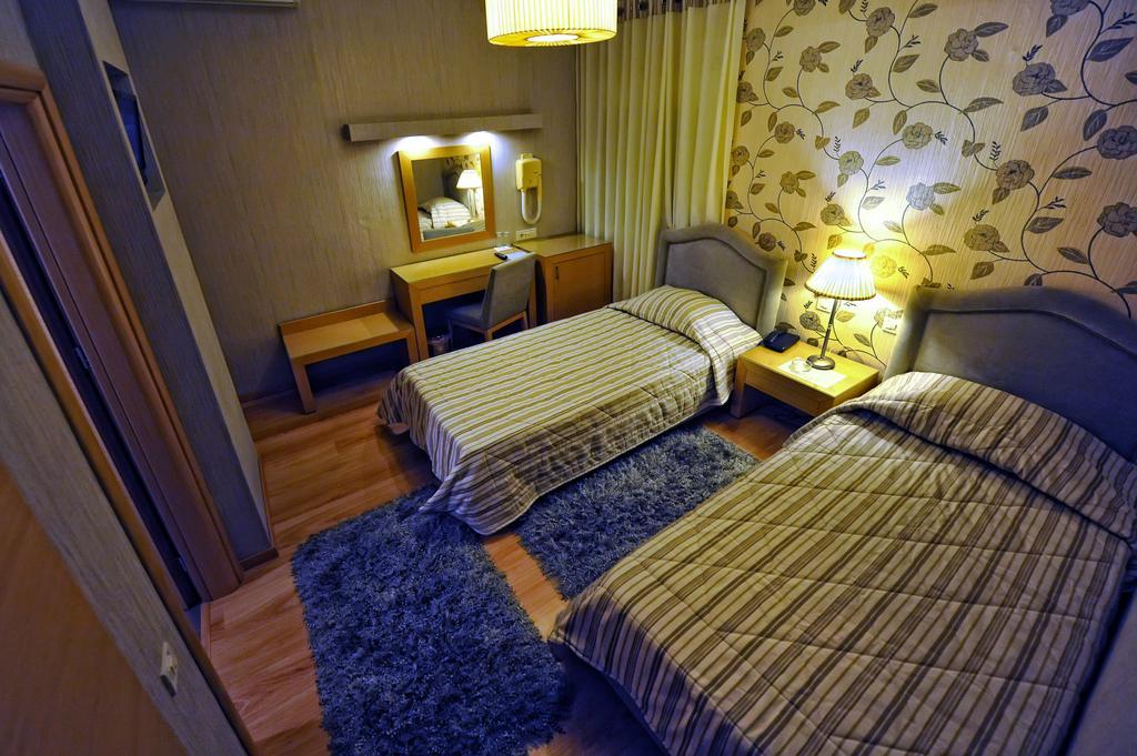Haikos Hotel Kalamata Extérieur photo